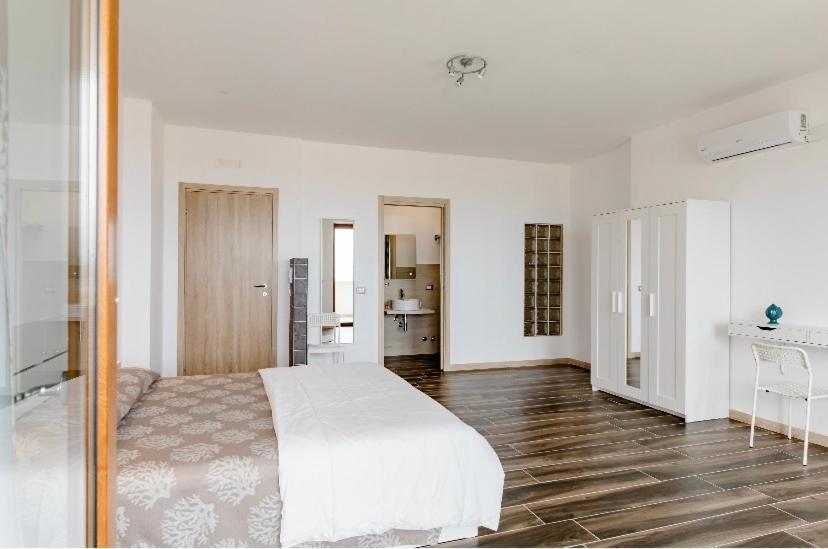 Manfredi Sea Room Vieste Exterior photo